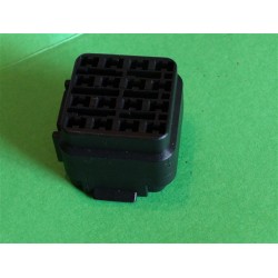 fiche E-A 16 voies femelle